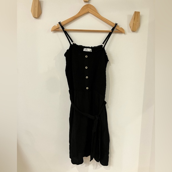 Like New Hollister Stretch Dress with Pockets Size Large - Picture 2 of 6